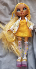 Rainbow High Sunny Madison Yellow/ Clothes Fashion Doll