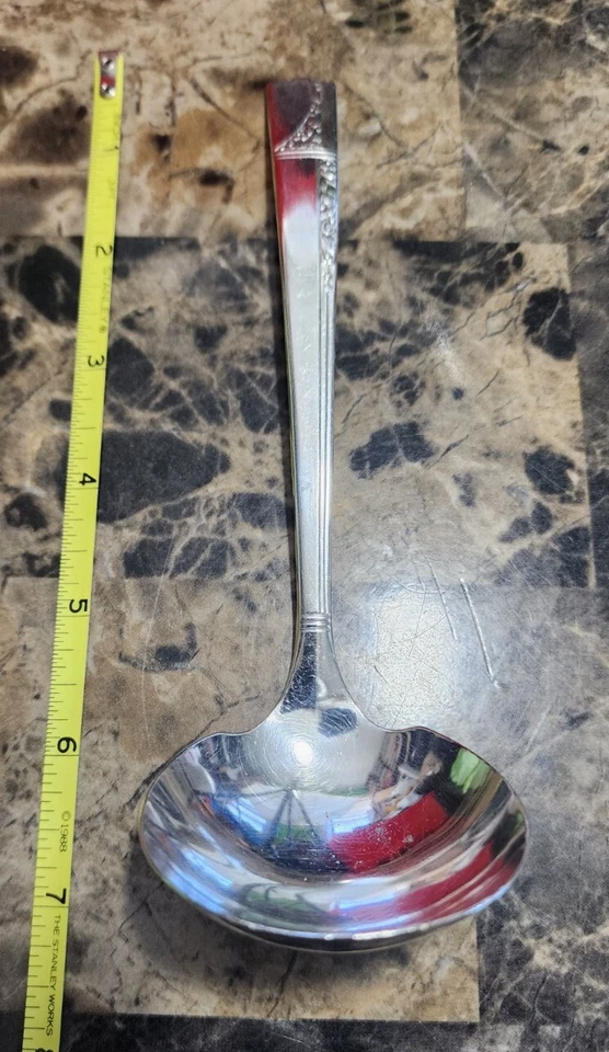 NOBILITY PLATE VINTAGE 1937 CAPRICE PATTERN SILVERPLATED GRAVY LADLE 🤎 - Image 2 of 4