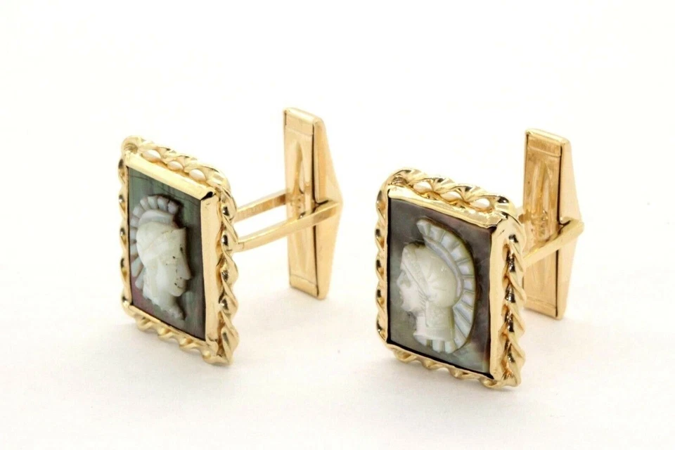 Gemelos rectangulares de madreperla de oro amarillo de 14k joyería fina Foto 3 de 4