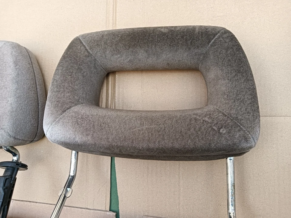 Audi 100 C3 TYP44 SET HEADREST Kopfstütze - Imagen 2 de 4
