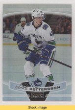 2019-20 O-Pee-Chee Platinum Rainbow Elias Pettersson #129 READ hj3