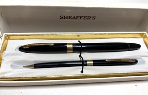 Vintage Sheaffer's Snorkel Fountain Pen & Pencil Set 14 Kt Gold Nib