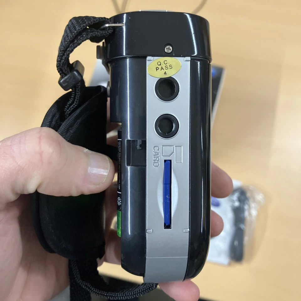 Giani Nero DV5525A Digital Video Camera 5MP 4x Zoom Boxed - Image 4 of 4