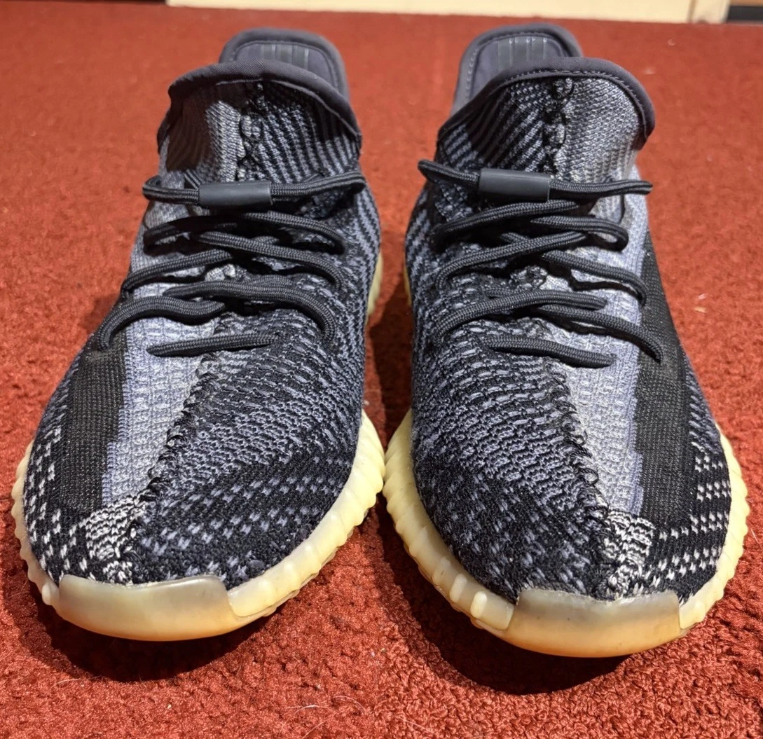 Preços baixos em adidas Yeezy Boost 350 V2 Black | eBay