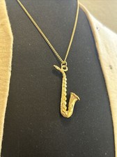 Ciondolo per sassofono con 18 pollici. Collana catena tono oro vintage nuova vecchio stock