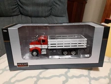 1/64 Custom Pete 385 Red White With White Stakebed SpecCast