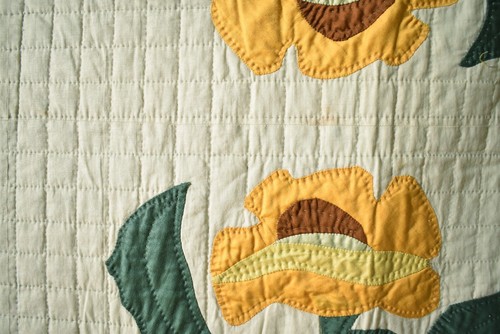 Large Vintage 1920's Art Nouveau Poppy Applique Antique Quilt ~Unusual Design! - Picture 9 of 10