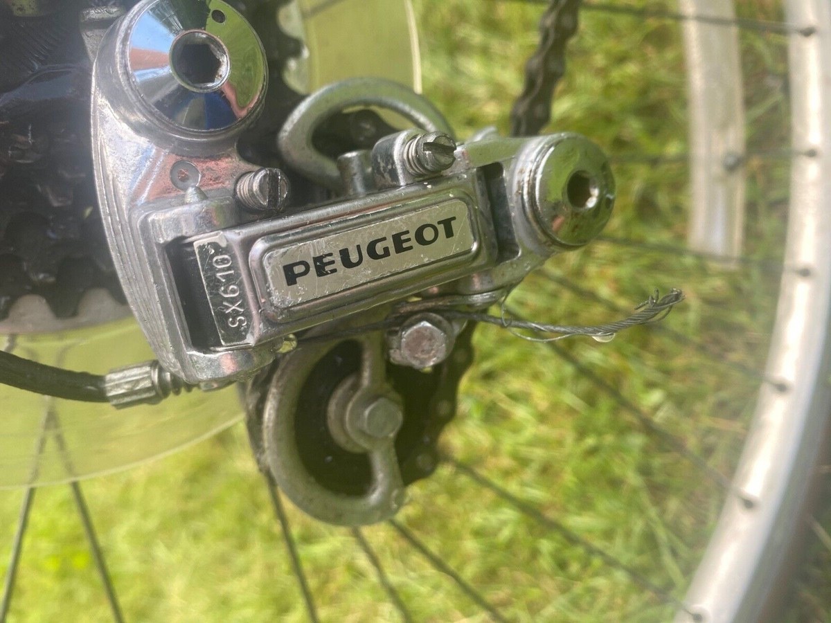 Vintage Peugeot Carbolite 103 Road Bike Made in France LOCAL