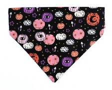 Halloween dog bandana, Pink Purple Pumpkins slip over the collar, dog bib, scarf