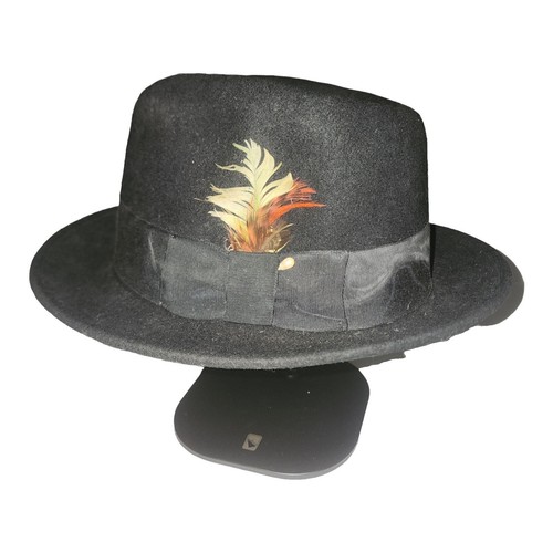 Vintage Frank M Benson Original Riviera Feathered Velour Hat  display picture 3