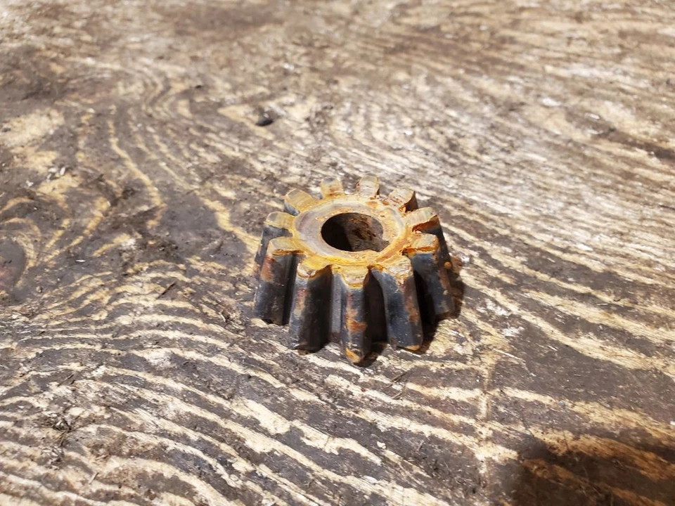 Engranaje de piñón de 11 dientes original Ford modelo T   Foto 3 de 4