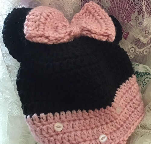 Pink& Black Mickey Mouse Handmade Crochet Hat & Booties, Size 6-12 Month - Picture 4 of 7
