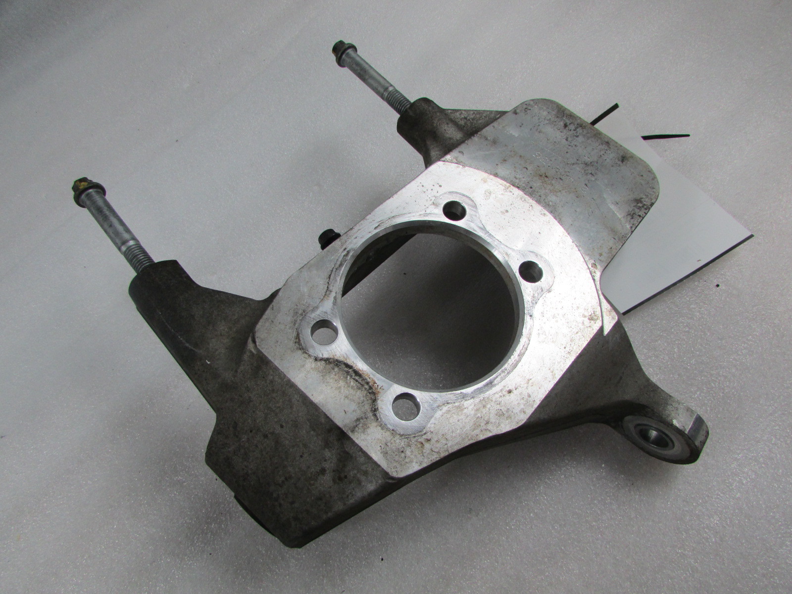 McLaren MP4-12C, LH, Left Front Knuckle/ Upright W/O Hub, P/N 11B0033CP01