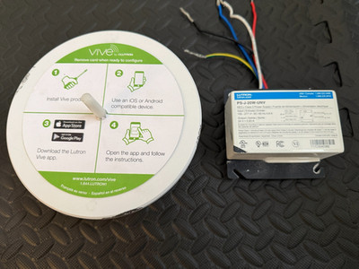 Lutron Vive Hub HJS-2-FM w/Flush Mount Adapter & Pwr Supply PS-J-20W-UNV