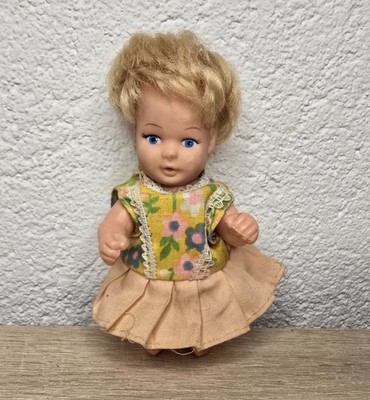 Alte Kunststoff Puppe Hong Kong Doll 13 cm Schlafaugen Sammler Vintage 