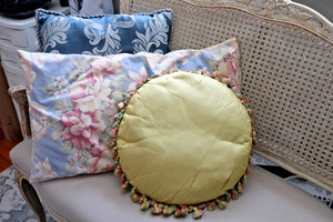 LOT OF 3 VINTAGE FABRIC PILLOWS SHABBY COTTAGE CORE FARMHOUSE CHIC 15” TO 24”