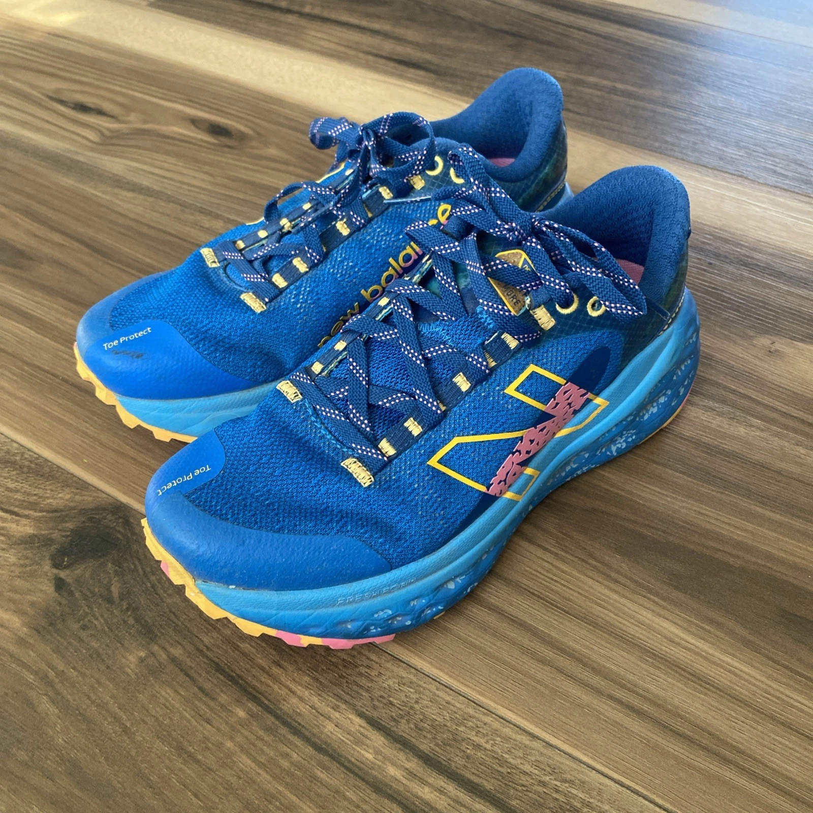 New Balance Fresh Foam X Trail Blue Yellow Size 8 Used