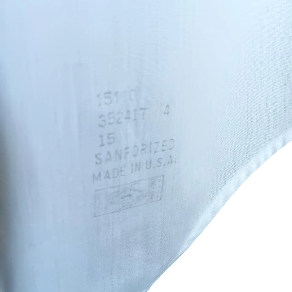 Camisa masculina pequena vintage Career Club Belgrave quadrada sanforizada branca fabricada nos EUA - Imagem 4 de 4