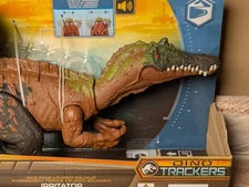 JURASSIC WORLD-DINO TRACKERS- " IRRITATOR "-NEW IN PACKAGE