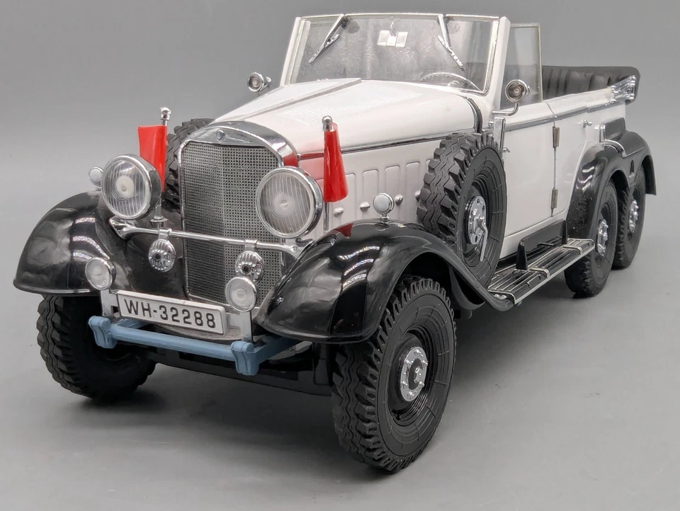 Modellautos 1:18 Signature Models Mercedes Benz G4 1938 Weiß mit 3 Figuren OVP - Bild 2 von 4