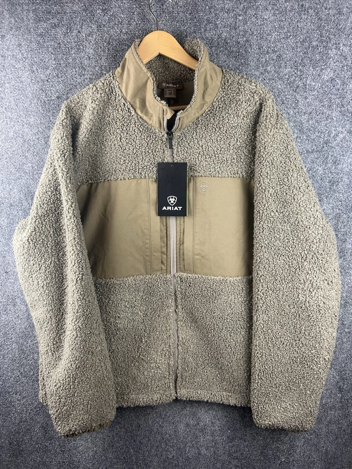 Men’s Ariat Odessa Sherpa Jacket, Size XL, New, NWT, Full Zip, Outdoors