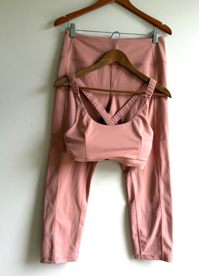 L'URV Activewear Set L Large Pink Sports Bra & Cropped Leggings Matching 2 pc