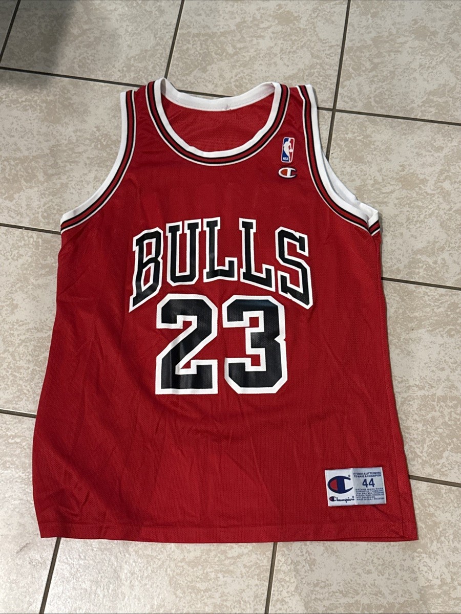 Vintage Michael Jordan Jersey Mens Size 44 Champion Chicago