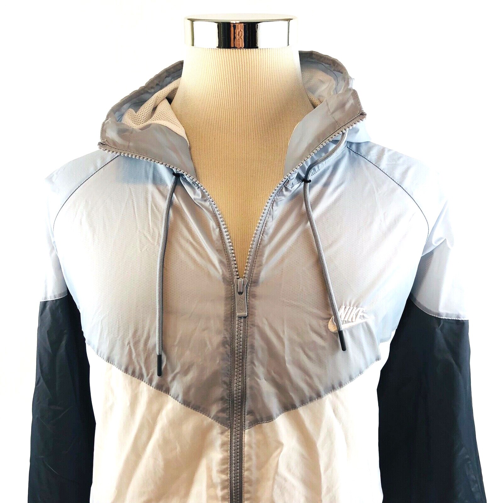 nike windrunner hot punch