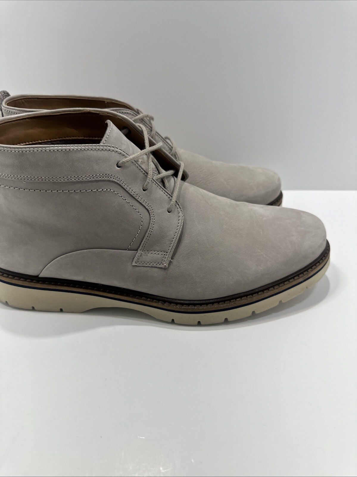 SAOLA Clarks uomo Bayhill taglia media 10M punta liscia bucks casual grigio chiaro suola gomma