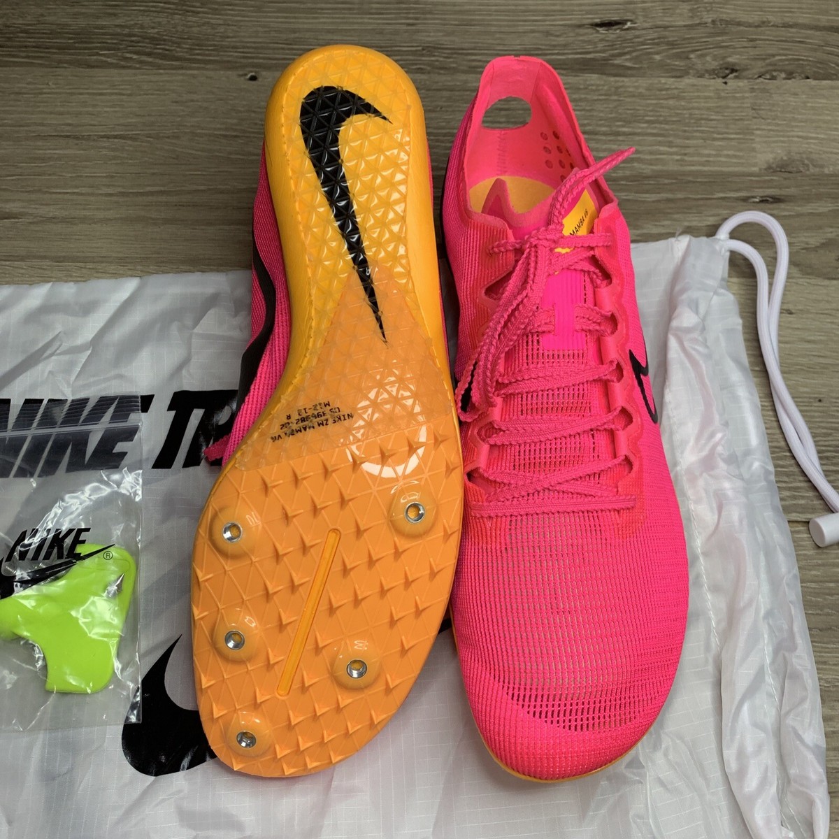 スパイク・シューズ NIKE ZOOM MAMBA 6 \"Hyper Pink\" Nike Zoom Mamba 6 “Hyper Pink Orange” Men's Size 12 Lightweight