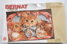 LATCH HOOK KIT - KT256 BERNAT "KITTENS" RUG - REALLY CUTE - NIP - MEOW 