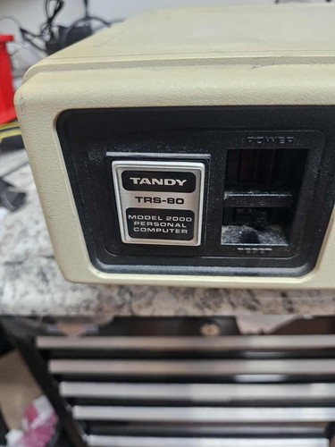 Vintage Retro Radio Shack Tandy TRS-80 2000 26-5104 Computer w/Upgrades - Powers - Afbeelding 3 van 8
