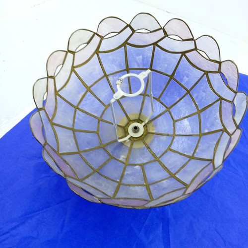 Vintage Stained Capiz Shell Mother Of Pearl Cream & Pink Ceiling Lampshade Boho - Picture 3 of 3