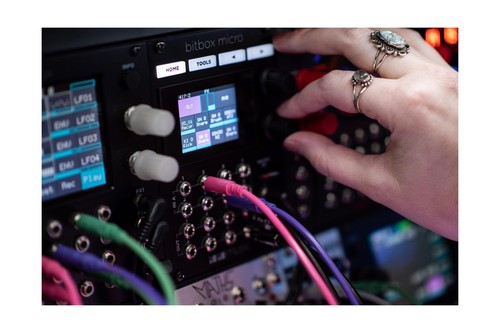 Bitbox Micro Eurorack Compact Sampler with Touchscreen - Black - Picture 7 of 7