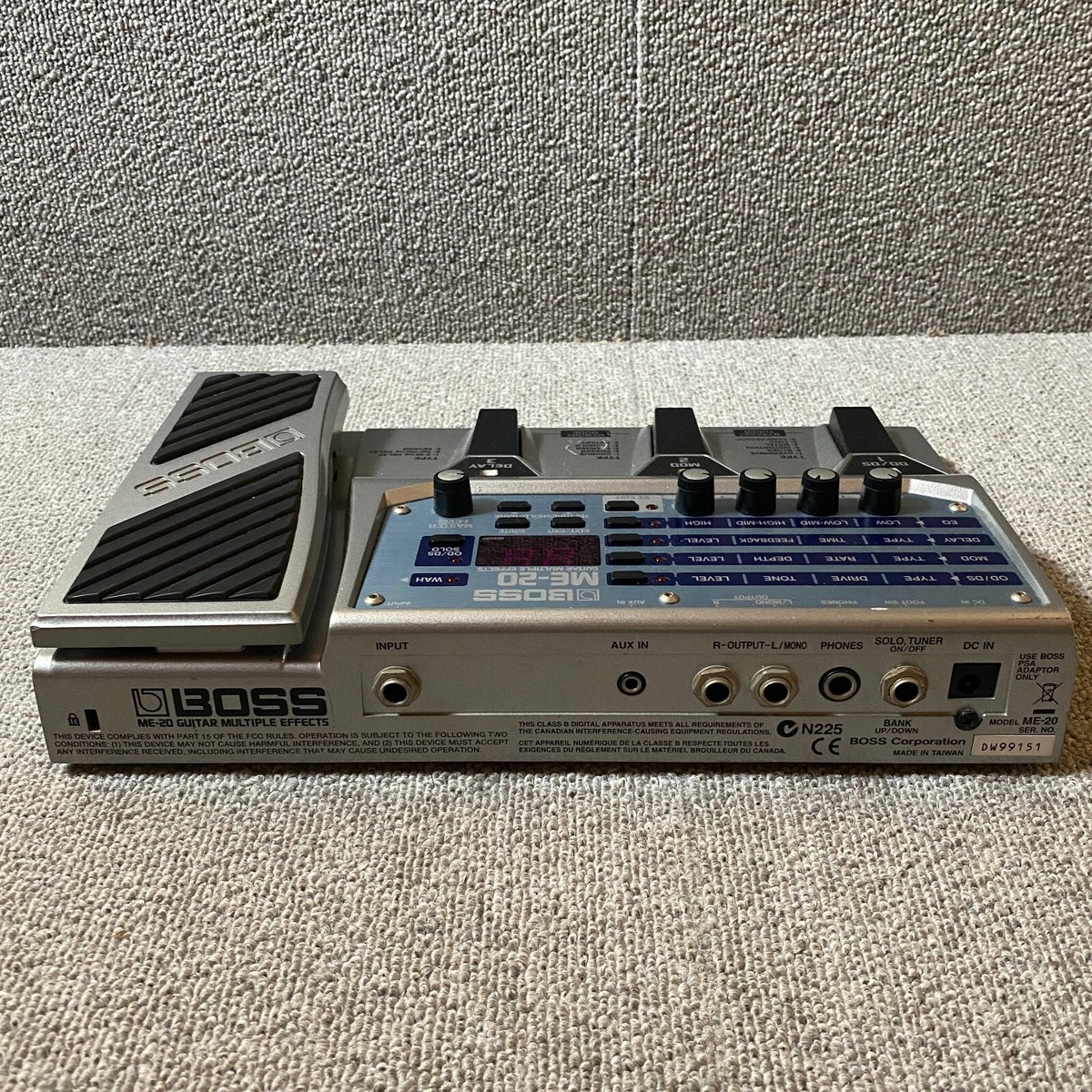 ギター BOSS Guitar Multiple Effects ME-20 BOSS ME-20 Guitar Multi Effects Pedal | Musician's Friend