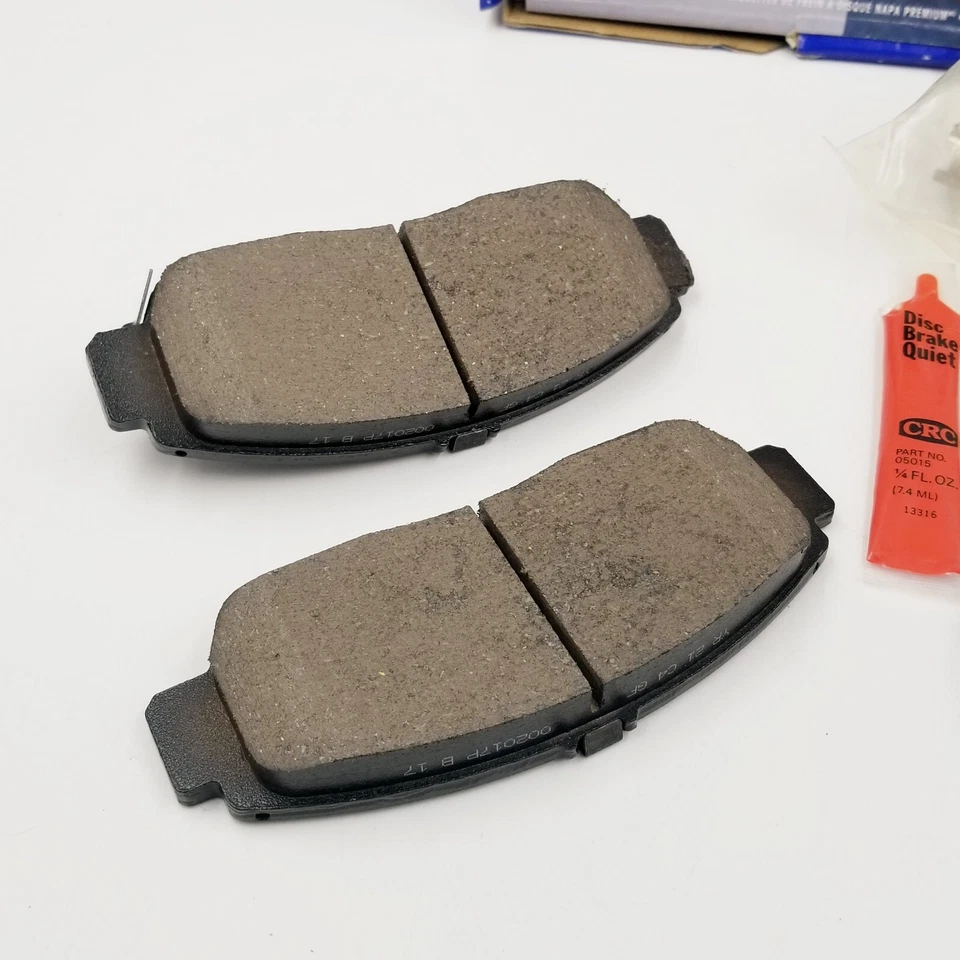 Par de pastillas de freno delanteras NAPA Premium de cerámica Acura TL RL TSX CL Honda Accord  Foto 3 de 4