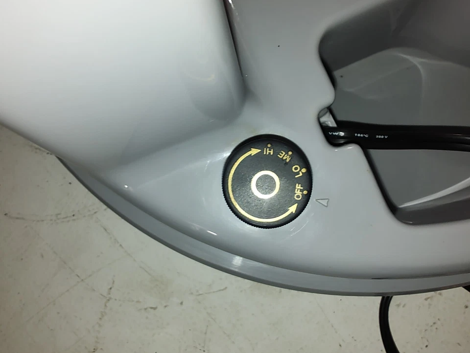 Профессиональная салонная сушилка с жестким капотом Protools 2400 (2000 Вт) PEBCO работает отлично - Изображение 4 из 4