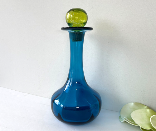 MCM Rainbow Glass Blue 12" Tall Decanter / Long Neck Vase & Green Ball Stopper - Picture 6 of 24