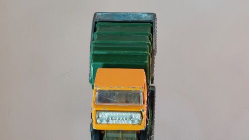 Bernard Refuse Truck - Majorette - Orange Green - Imagen 2 de 10