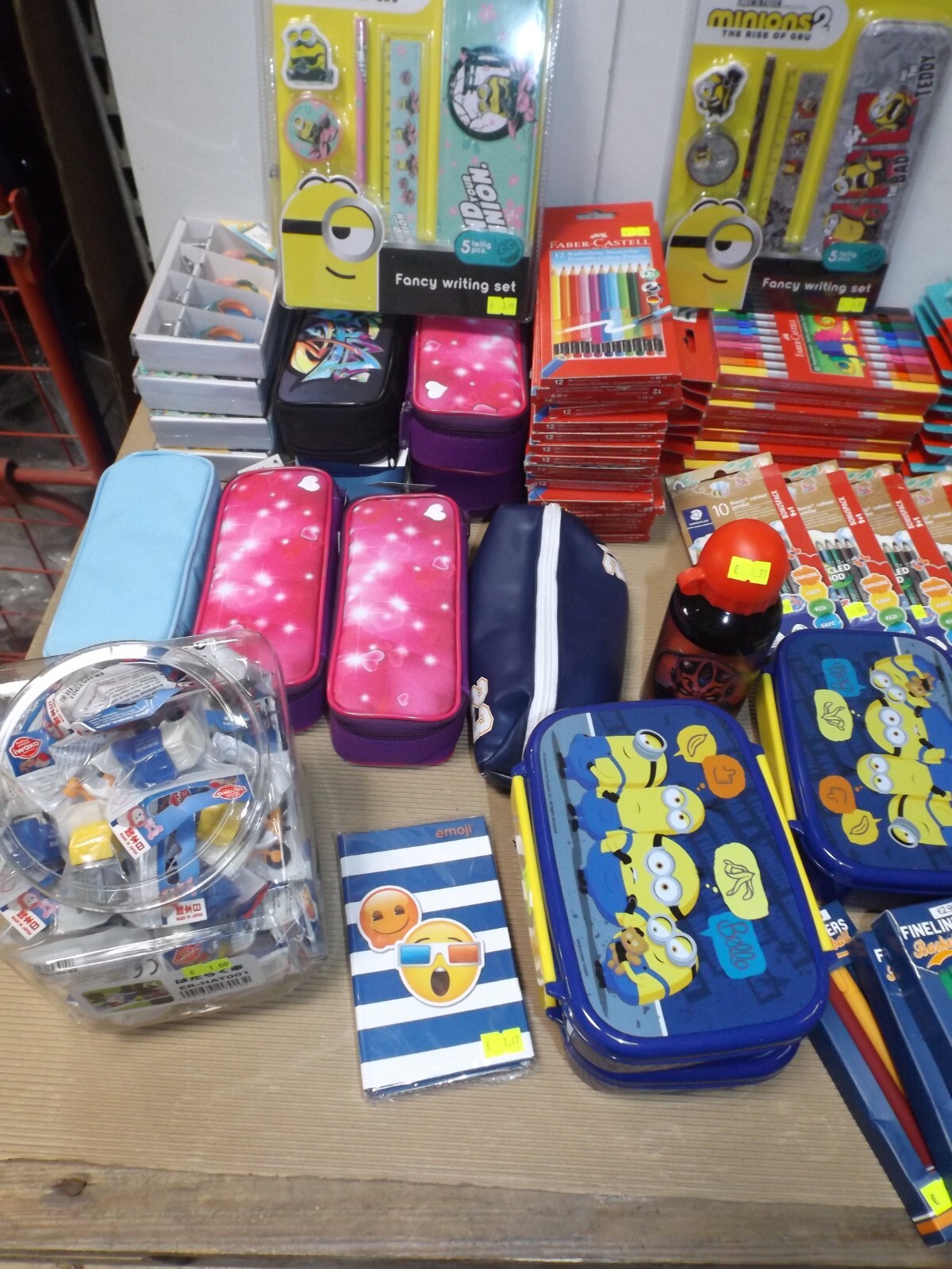 150x Schreibwaren Posten Minions Federpenal Fineliner Faber Castell