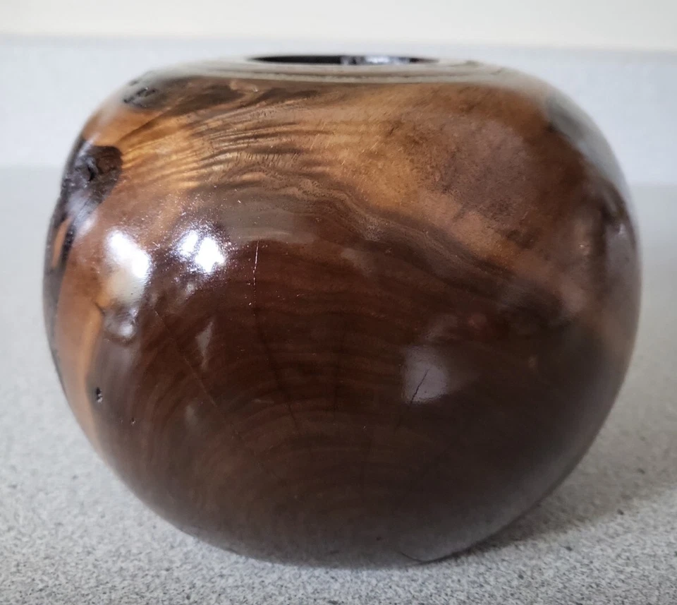 NEW! Artisan round WALNUT WOOD VASE w/ white stone inlay : signed 6.5" x 4.75" - Image 3 of 4