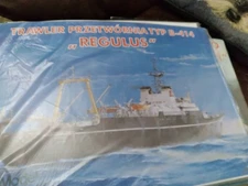 Fly Model 116 - Trawler- floating fish factory B-414 Regulus 1:100 Paper Model