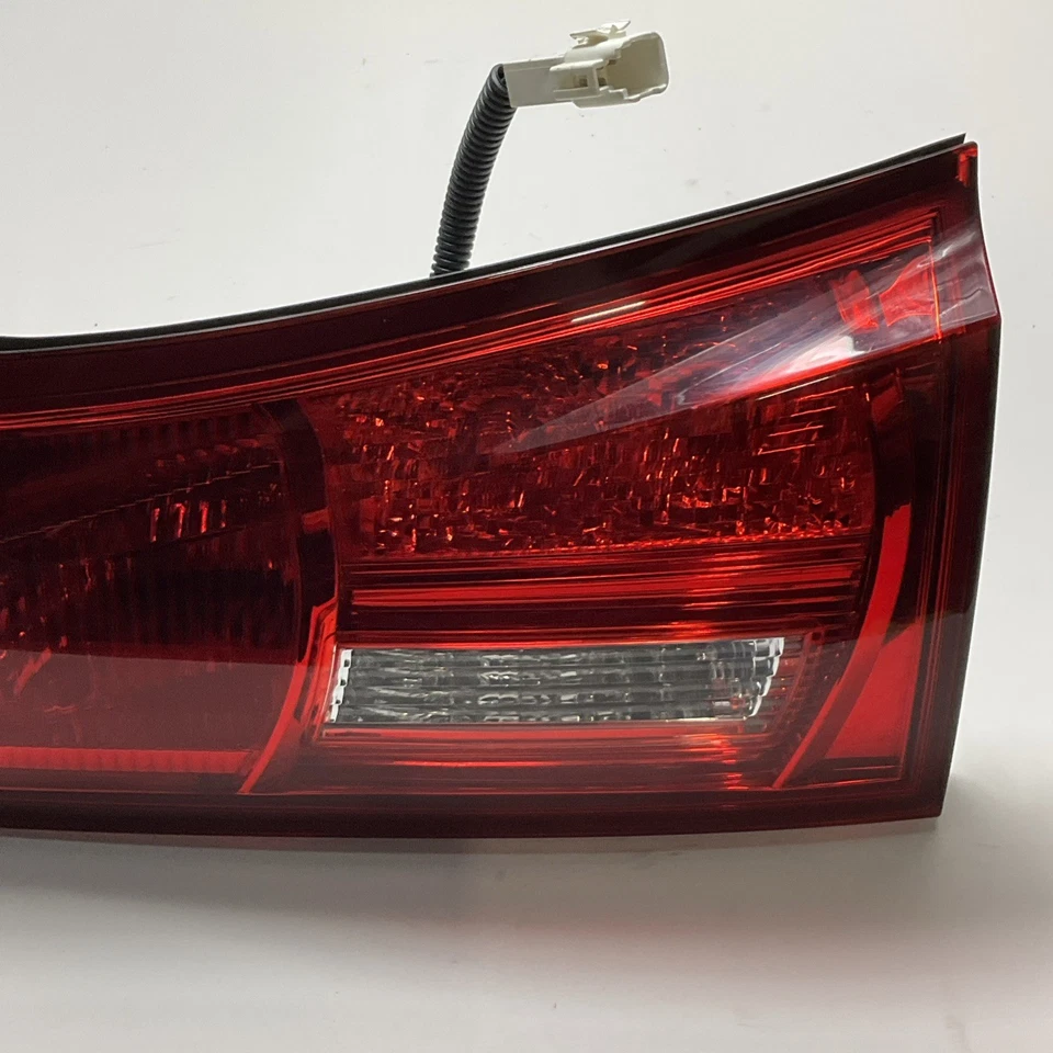2006 - 2008 Lexus IS250 IS350 Passenger Side RH Inner Tail Light Assembly OEM - Image 3 of 4