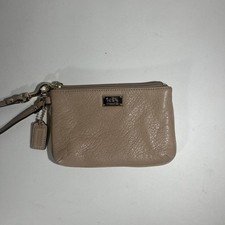 Vintage Authentic Coach Tan Brown Supple Leather Wristlet Wallet