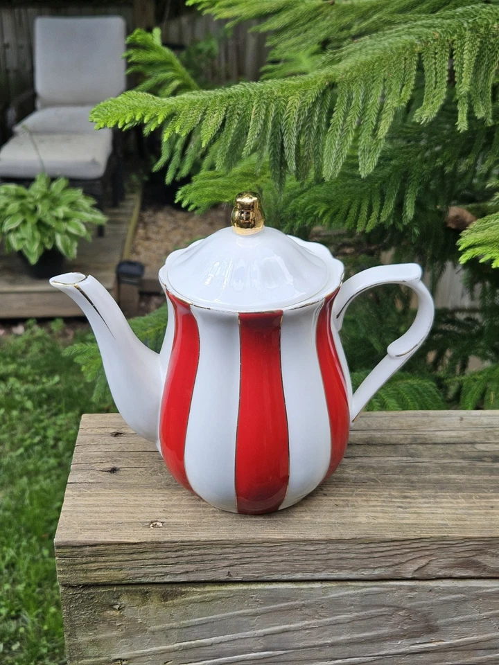 Grace Teaware Porcelain Red & White Stripe Tall Teapot Gold Scallop Trim 8" Tea - Image 2 of 4