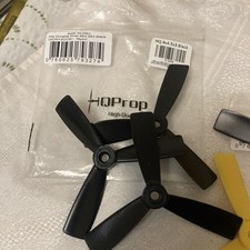 HQ PROPS 4 X 4.5 Black & Yellow 6 New And 4 Used