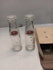 VINTAGE PEPSI COLA GLASS BOTTLE SALT & PEPPER SHAKERS SODA COLLECTOR 4.25" MINT