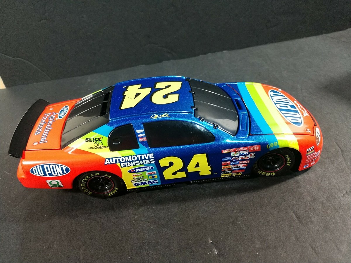 NIB Jeff Gordon Action Dupont Superman 1999 Monte Carlo 1:24 LE Nascar
