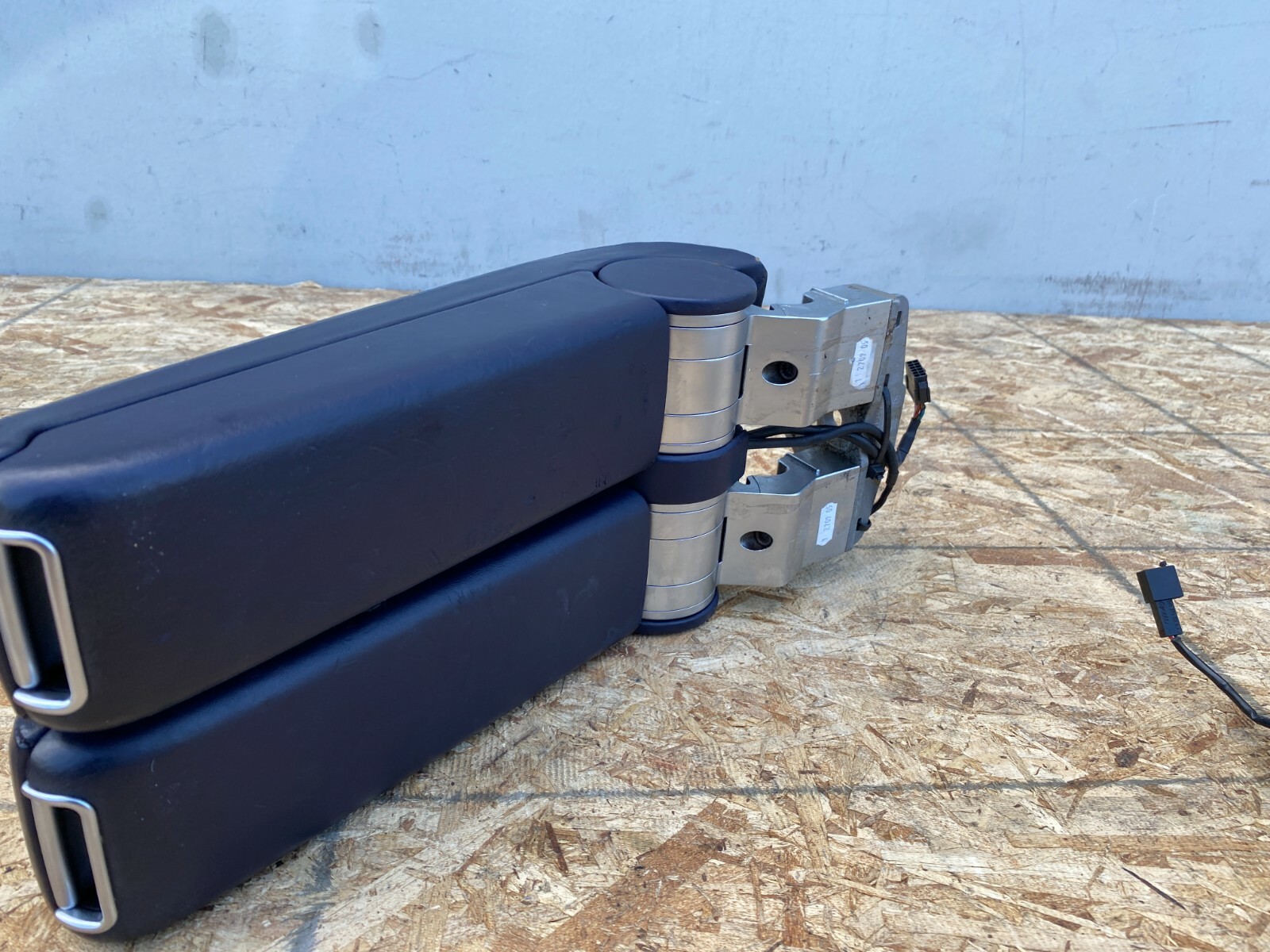 Bentley Flying Spur 2006-2008 FRONT Center console