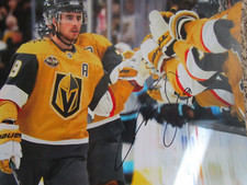REILLY SMITH SIGNED 8X10 MATTE PHOTO VEGAS GOLDEN KNIGHTS (A)